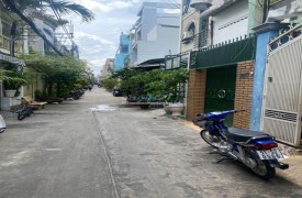 Bán nhà Quận 11 Hồ Chí Minh Xóm Đất Hẻm xe hơi